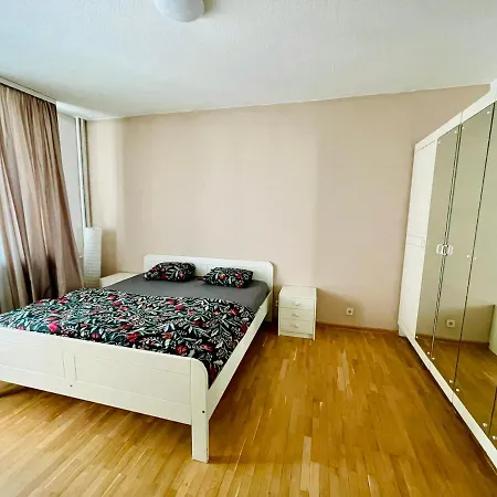 Apartament Bright & Spacious 2bd Flat With Balconies - Near Mall Of By Flat Mаnager *