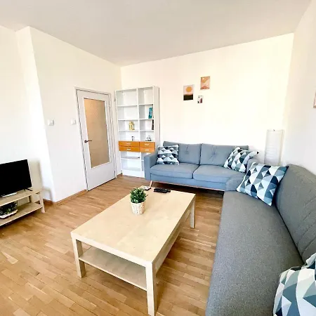 Lejlighed 2-bdr Flat Near The Mall, Spacious & Cozy By Flat Mаnager