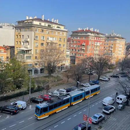 Lejlighed 2-bdr Flat Near The Mall, Spacious & Cozy By Flat Mаnager