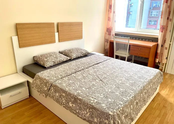 アパート 2-bdr Flat Near The Mall, Spacious & Cozy By Flat Mаnager ソフィア